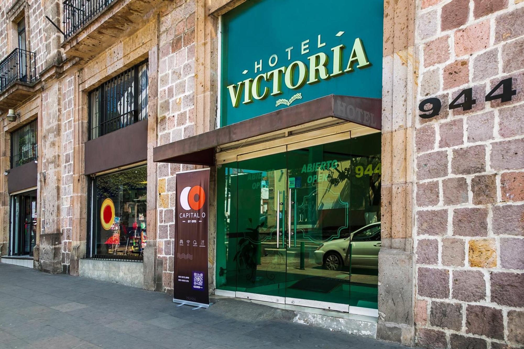 Capital O Hotel Victoria Морелия Экстерьер фото